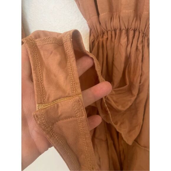 H:ours Cia Midi Dress In Camel NWT NEW - Picture 8 of 8